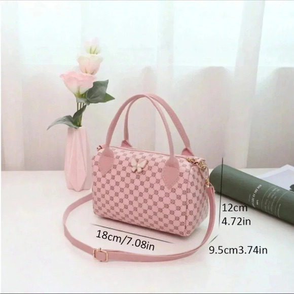 ⚠️Clearance Butterfly Cylindrical Crossbody Bag Black /White /Pink /Blue /Brown - Picture 3 of 12